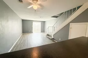 9510 Olde Towne Row, Dallas, TX 75227 - Photo 10