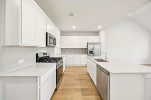 9316 Lone Maverick Dr, Crowley, TX 76036 - Photo 10