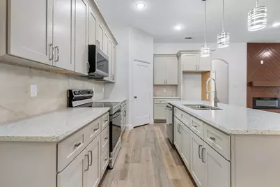 4715 Ramey Avenue, Fort Worth, TX 76105 - Photo 8