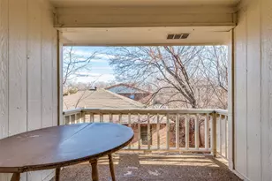 1201 Avondale Ct, Arlington, TX 76011 - Photo 24