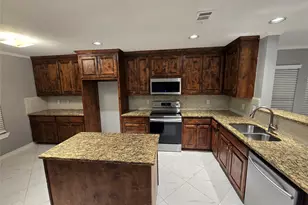 700 White Fields Way, Arlington, TX 76002 - Photo 6