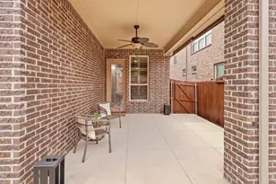 437 Middleton Dr, Roanoke, TX 76262 - Photo 34