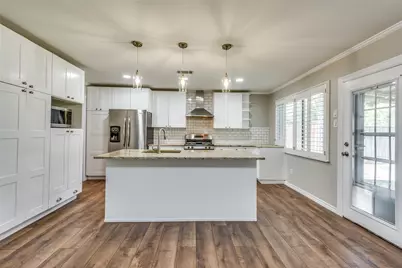 1600 West Shore Drive, Richardson, TX 75080 - Photo 8