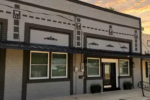 202 N Avenue D, Clifton, TX 76634 - Photo 2