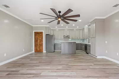 202 N Avenue D, Clifton, TX 76634 - Photo 8