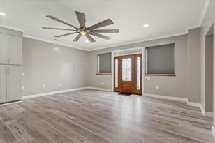 202 N Avenue D, Clifton, TX 76634 - Photo 4