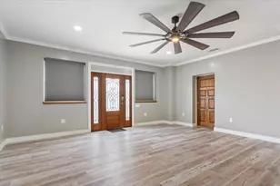 202 N Avenue D, Clifton, TX 76634 - Photo 8