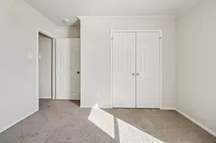 916 Sherry Ln, Saginaw, TX 76179 - Photo 10