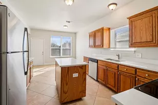 916 Sherry Ln, Saginaw, TX 76179 - Photo 6