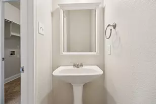 916 Sherry Ln, Saginaw, TX 76179 - Photo 16