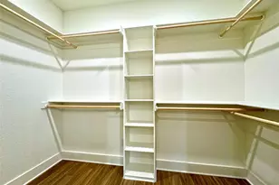 224 Hazelwood Dr, Woodway, TX 76712 - Photo 18