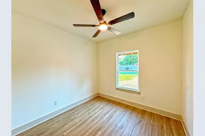 224 Hazelwood Drive, Woodway, TX 76712 - Photo 10