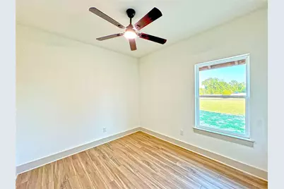 224 Hazelwood Drive, Woodway, TX 76712 - Photo 12