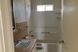 607 E Hale Ave, Decatur, TX 76234 - Photo 4