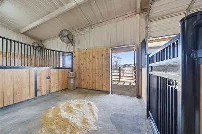137 Silver Saddle Circle, Weatherford, TX 76087 - Photo 28