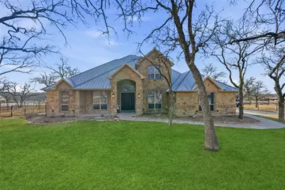 137 Silver Saddle Circle, Weatherford, TX 76087 - Photo 1