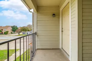 5806 Marvin Loving Dr, Garland, TX 75043 - Photo 30