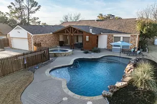 1102 Trophy Club Dr, Roanoke, TX 76262 - Photo 32