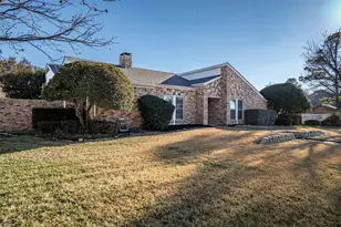 1102 Trophy Club Dr, Roanoke, TX 76262 - Photo 4