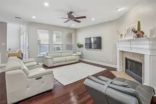 8812 Bluffcreek Ln, Plano, TX 75024 - Photo 10