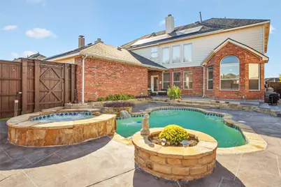 8812 Bluffcreek Lane, Plano, TX 75024 - Photo 32