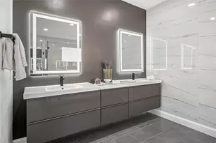 8812 Bluffcreek Ln, Plano, TX 75024 - Photo 16