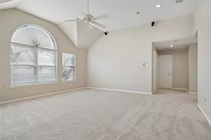 8812 Bluffcreek Ln, Plano, TX 75024 - Photo 24