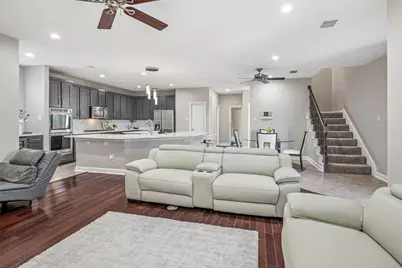 8812 Bluffcreek Lane, Plano, TX 75024 - Photo 12