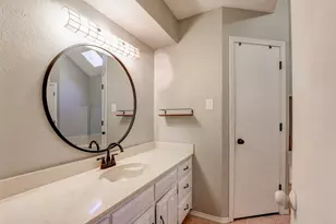 1816 Big Bend Dr, Grapevine, TX 76051 - Photo 16