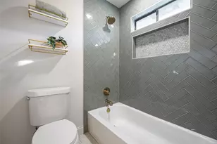 9911 Glen Canyon Dr, Dallas, TX 75243 - Photo 26