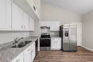 831 Netherland Dr, Arlington, TX 76017 - Photo 10