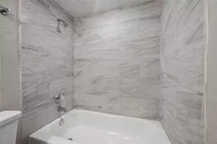 831 Netherland Dr, Arlington, TX 76017 - Photo 18