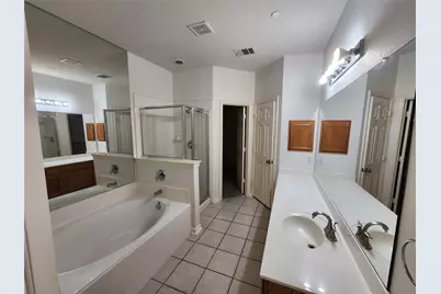 9829 Castlewood Drive, Plano, TX 75025 - Photo 8