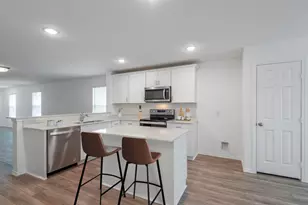 14123 Marion Downs Trl, Pilot Point, TX 76258 - Photo 2