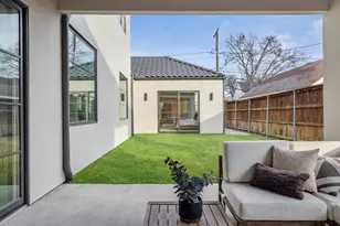 7526 Kenwell St, Dallas, TX 75209 - Photo 16