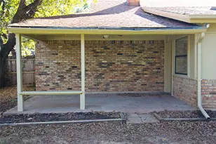 120 Marseille Dr, Hurst, TX 76054 - Photo 24