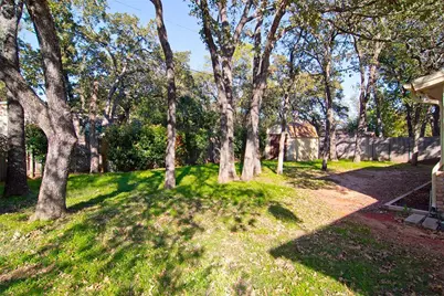 120 Marseille Drive, Hurst, TX 76054 - Photo 22