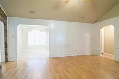 120 Marseille Drive, Hurst, TX 76054 - Photo 4