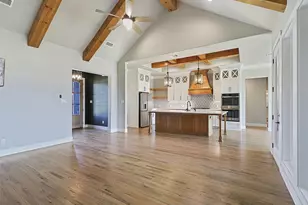 1074 Timber Hills Dr, Weatherford, TX 76087 - Photo 6