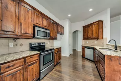 2628 Triangle Leaf Drive, Fort Worth, TX 76244 - Photo 4