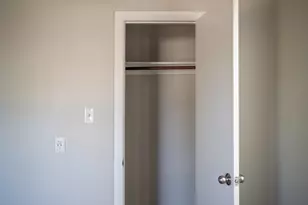 2416 Smith Ave, Irving, TX 75061 - Photo 14