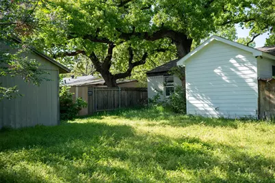 2416 Smith Avenue, Irving, TX 75061 - Photo 32