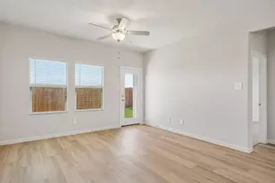 805 Leavenworth Dr, Princeton, TX 75071 - Photo 8