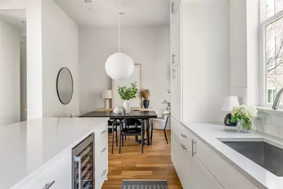 381 E Greenbriar Lane #401, Dallas, TX 75203 - Photo 14