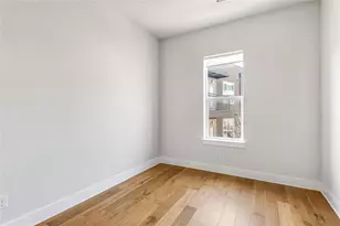 381 E Greenbriar Ln, Dallas, TX 75203 - Photo 22