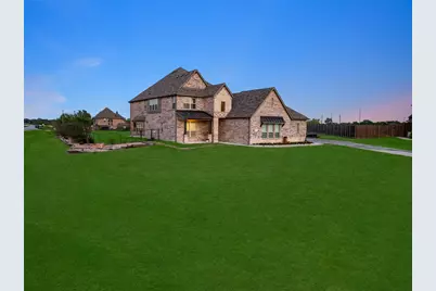 112 Walnut Drive, Van Alstyne, TX 75495 - Photo 2