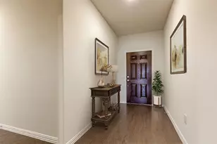 717 Carriage Hl Rd, Midlothian, TX 76065 - Photo 2