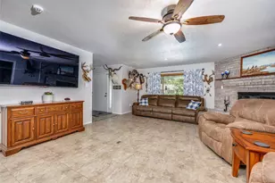 901 E Greenwood Ave, Bowie, TX 76230 - Photo 6