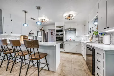 901 E Greenwood Avenue, Bowie, TX 76230 - Photo 12