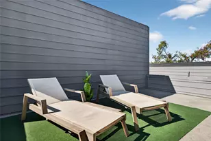 2102 N Prairie Ave, Dallas, TX 75204 - Photo 30